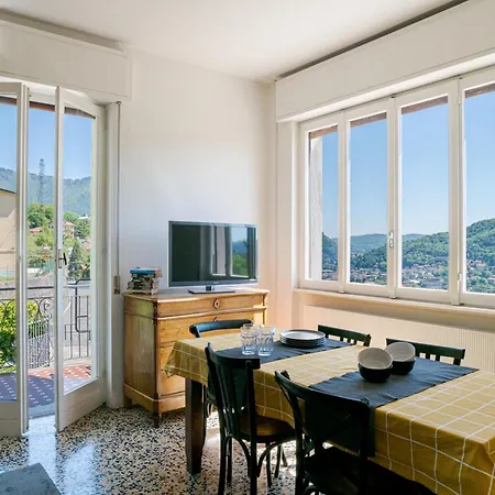 Apartman Comova *