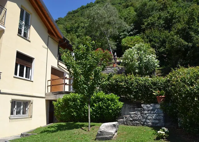 Comova
