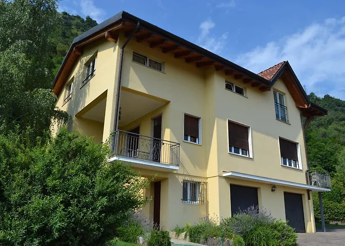Apartament Comova